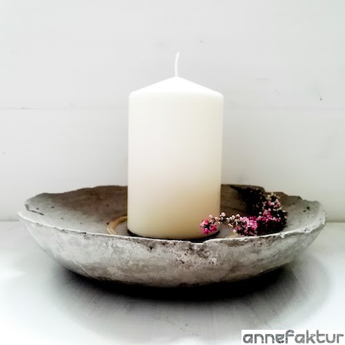 Beton, Deko, Schale, Beton-Schale, Zement, Herbstdeko, Basteln, DIY, Do it yourself, Berlin, Blog, Annefaktur, Weihnachtsdeko, Winterzeit, Winterbasteln, Kerzen, Heidekraut